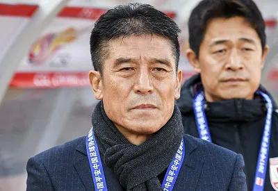 李章洙：中国足球条件变好了但没进步，韩国一块场地几个队用