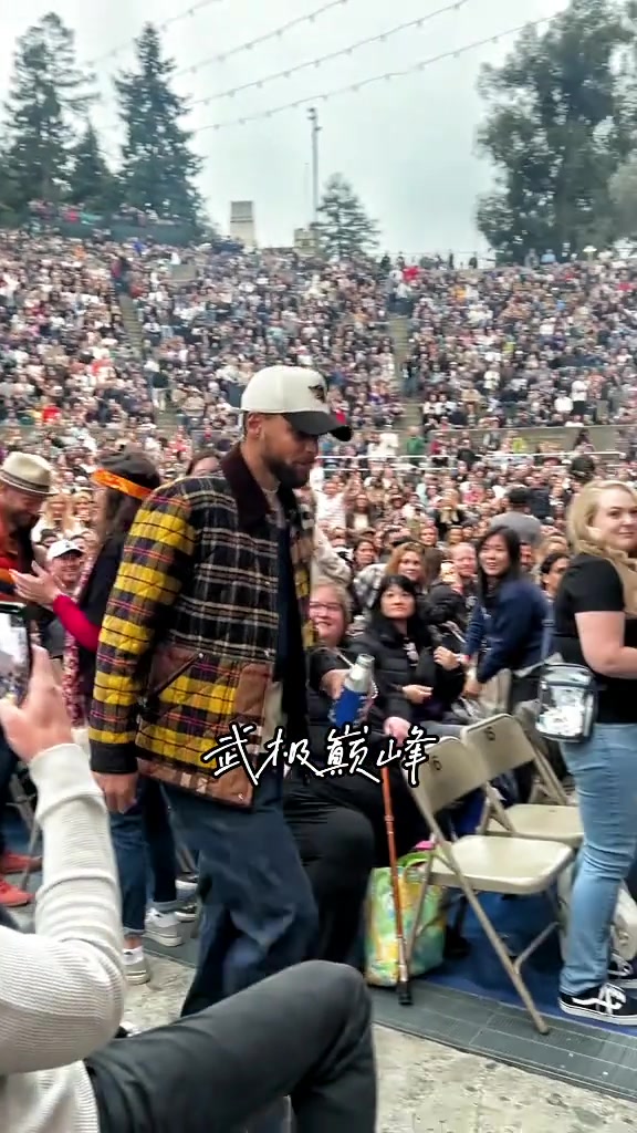 金州GOAT走到哪都是焦点